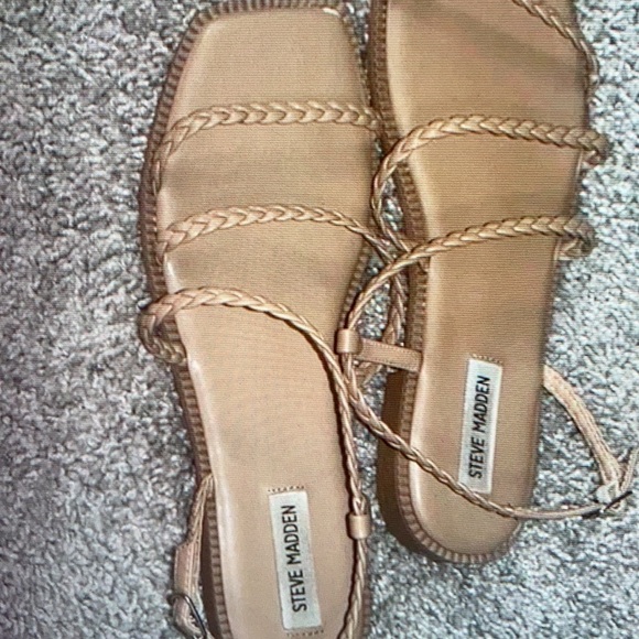 Steve Madden Sandals - Picture 3 of 4